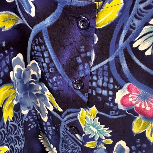 Womens Size XL Floral Patterned Womens Blouse Short Sleeve Button-Up - Picture 5 of 14